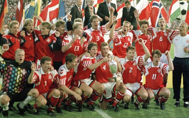 Đội tuyển Đan Mạch giành chức vô địch