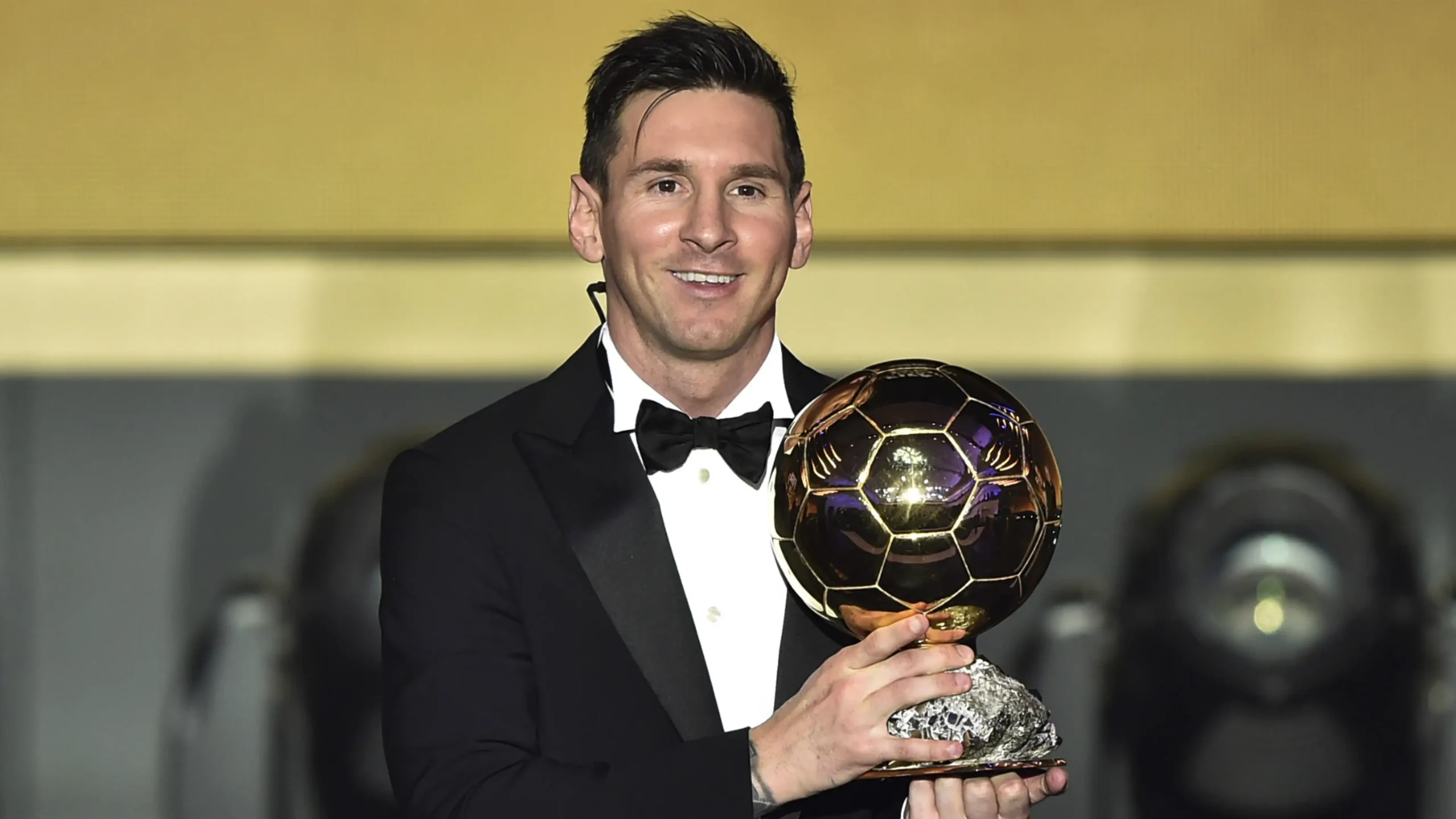 Messi được bao nhiêu quả bóng vàng