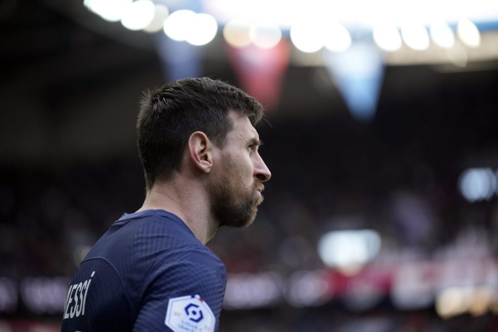Lionel Messi grimace