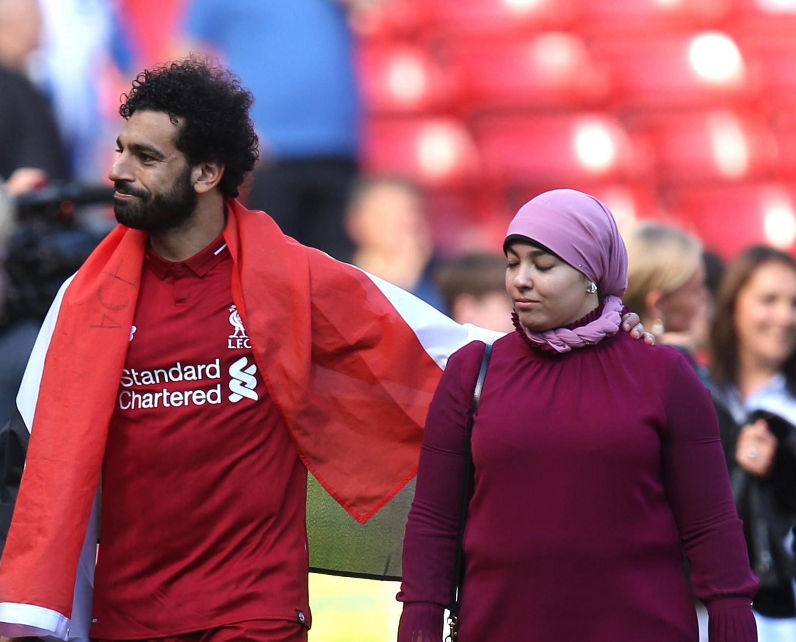 Mohamed Salah và vợ