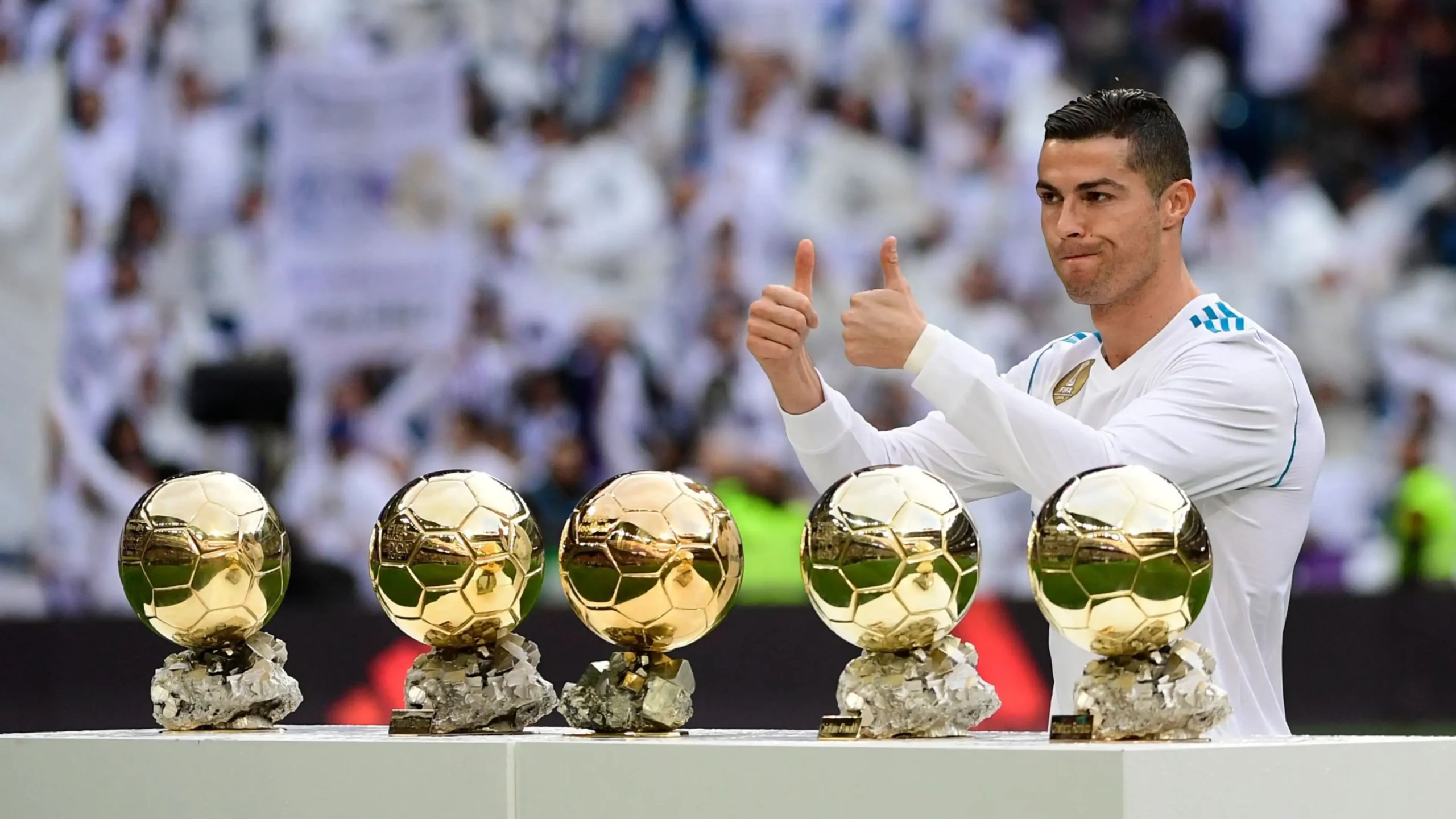 Ronaldo có bao nhiêu quả bóng vàng