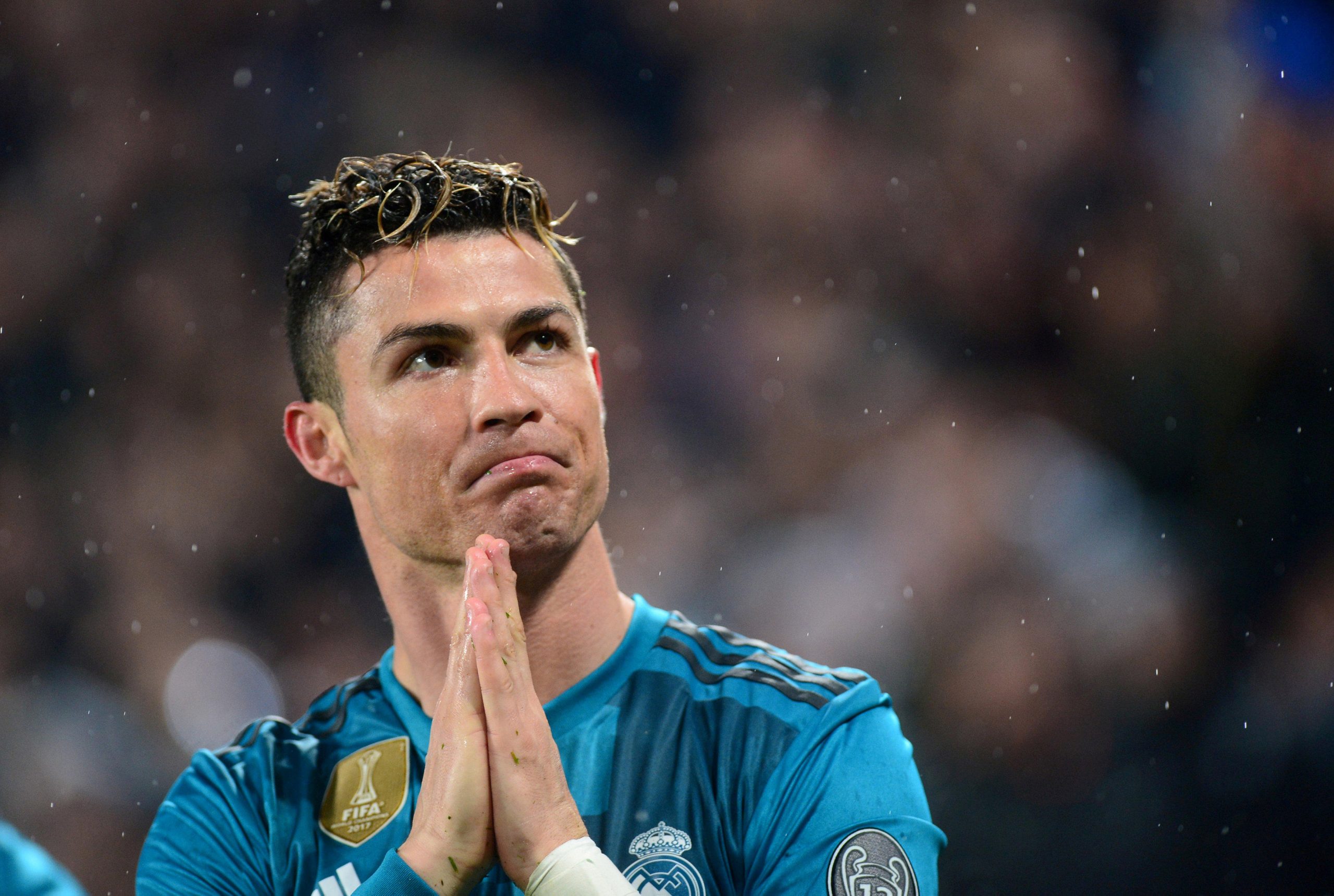 Vì sao Ronaldo rời Real Madrid