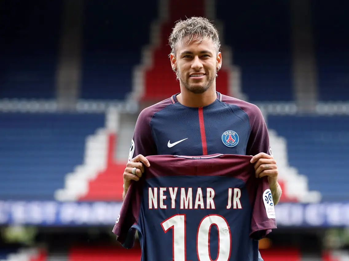Lương của Neymar