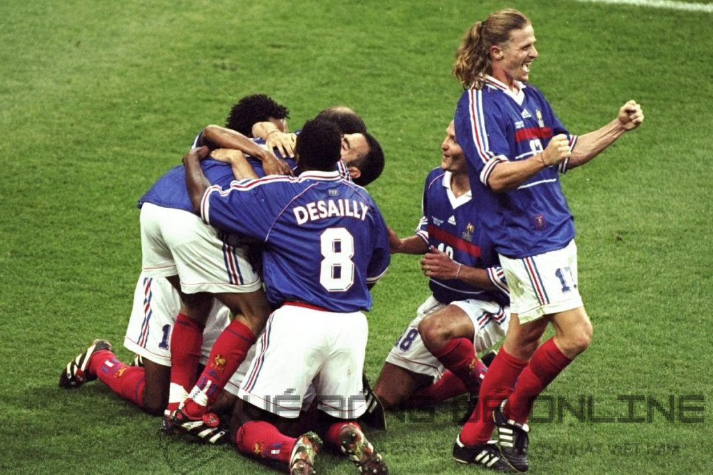 Top 10 đội hình bóng đá mạnh nhất thế giới mọi thời đại 4 đội hình bóng đá mạnh nhất thế giới