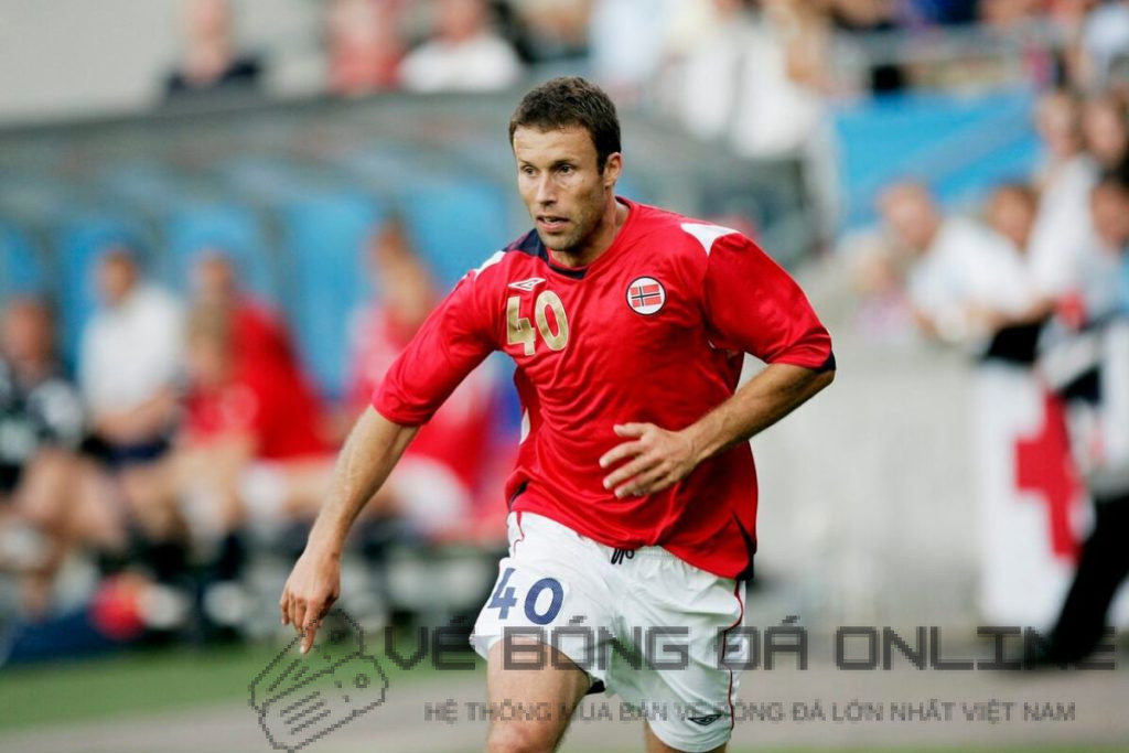 Hậu vệ huyền thoại MU